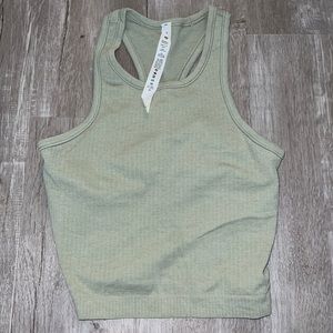 lulu tank top